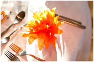 DIY tissue paper dahlia's with hyacinth bulb favours for eco-friendly and budget weddings